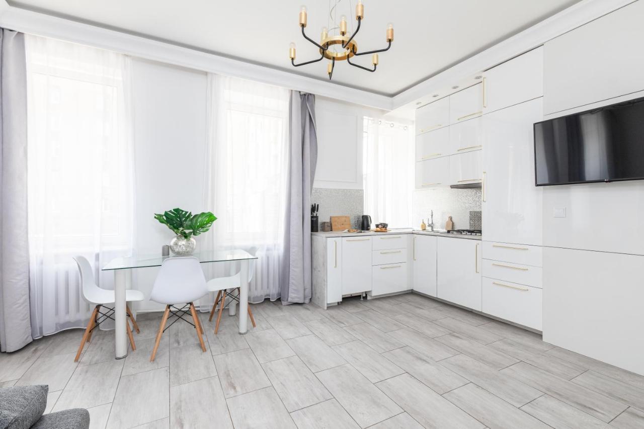Superapart Chmielna 73A, City Center Warschau Exterior foto