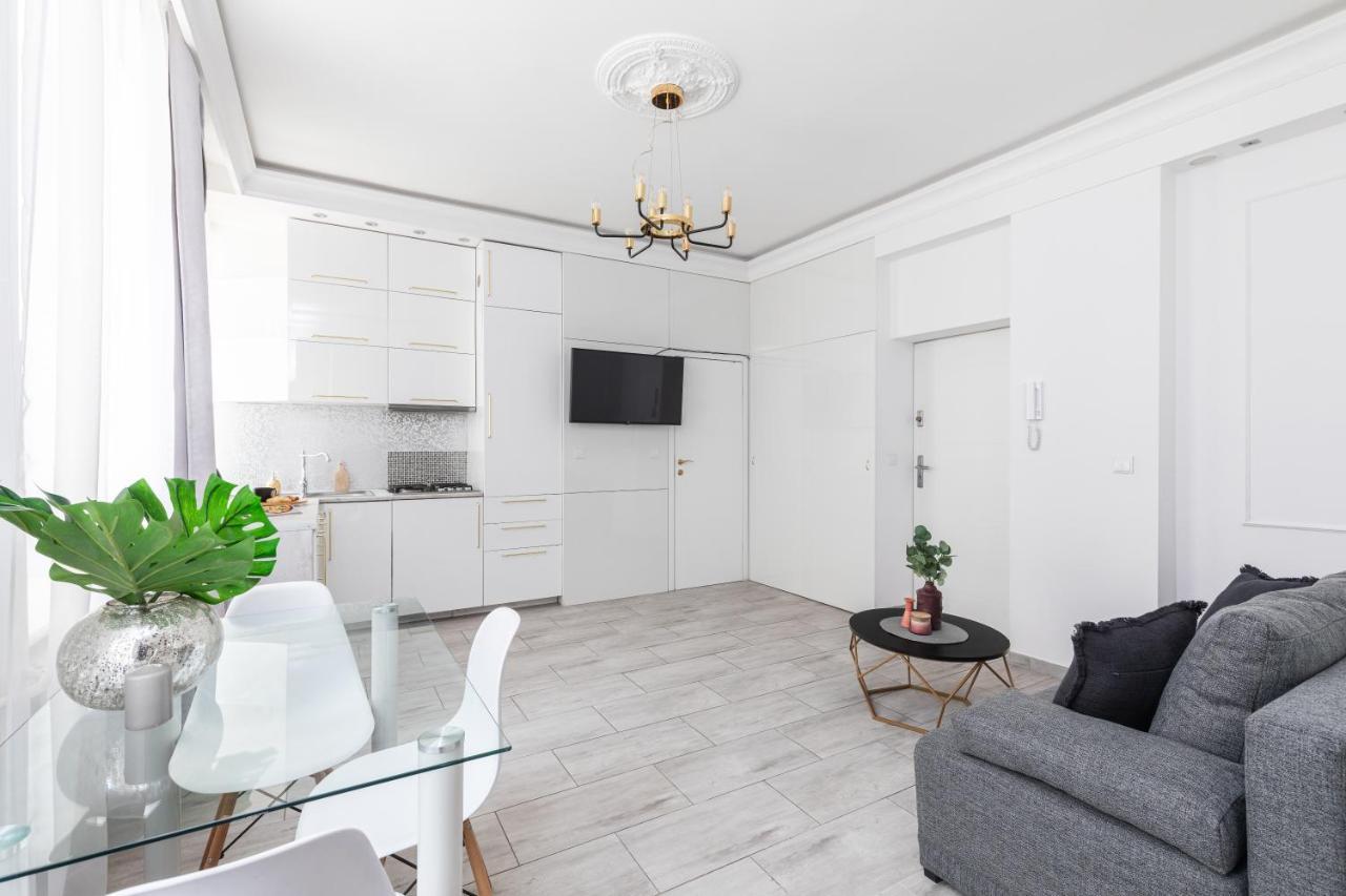 Superapart Chmielna 73A, City Center Warschau Exterior foto